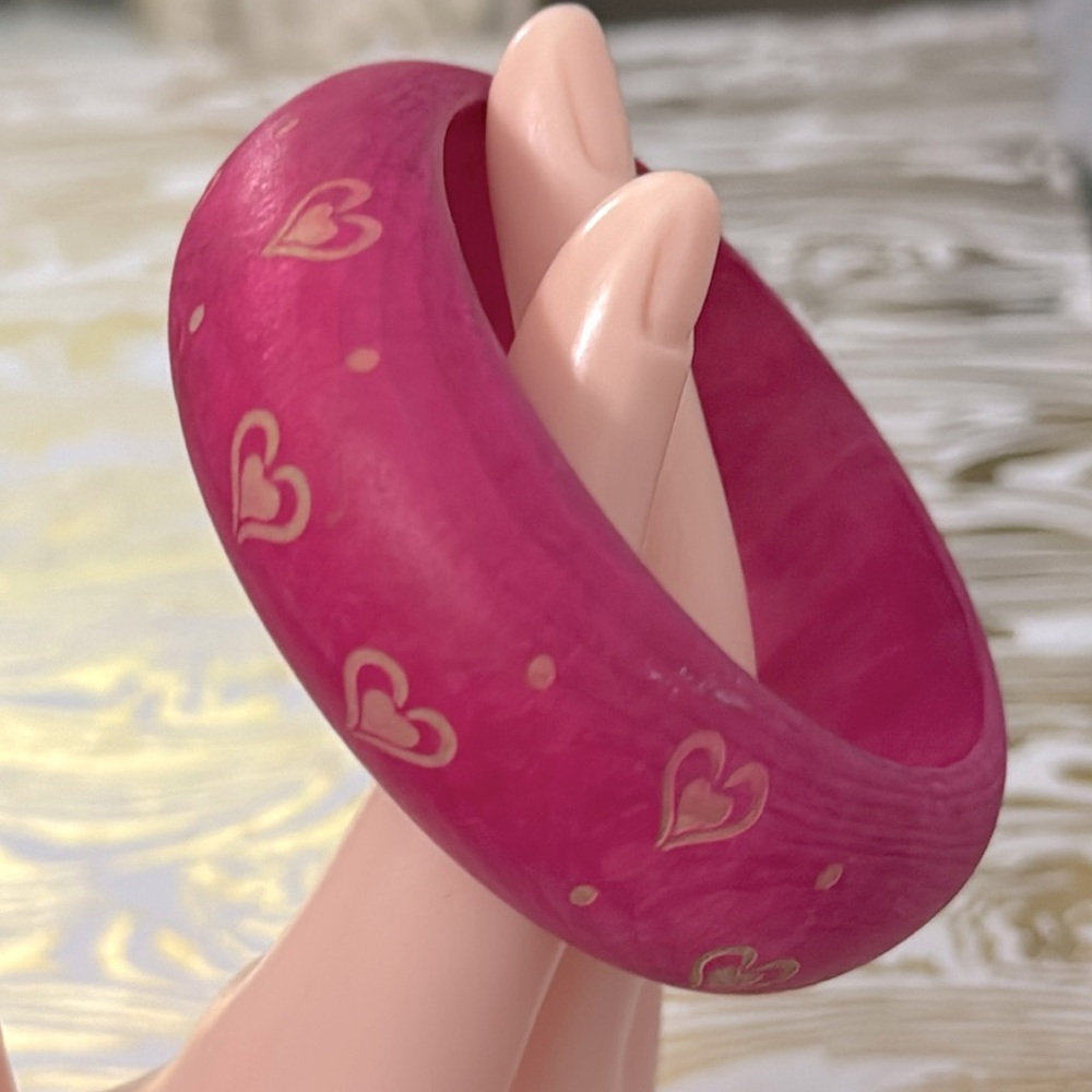Fuscia Wood Bangle with Engraved Hearts